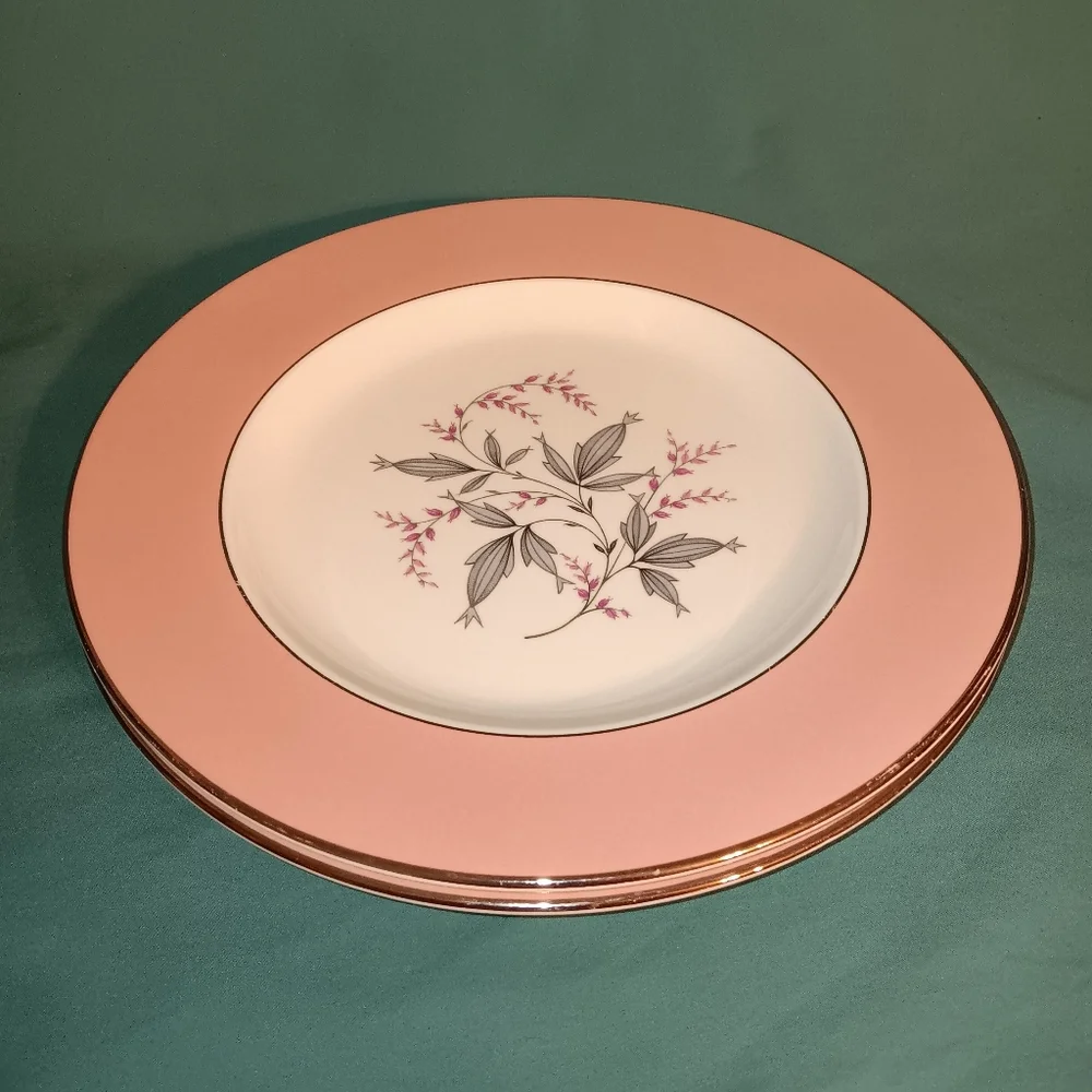 Vintage 1950s Homer Laughlin Cavalier Eggshell Barclay Dinner Plates (Se…